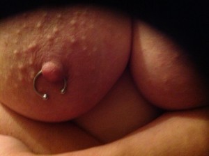 piercing nipple