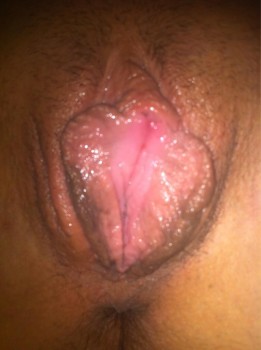 Pink wet and swollen now she has just come in my mouth